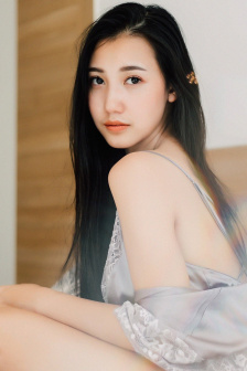 李彩宁